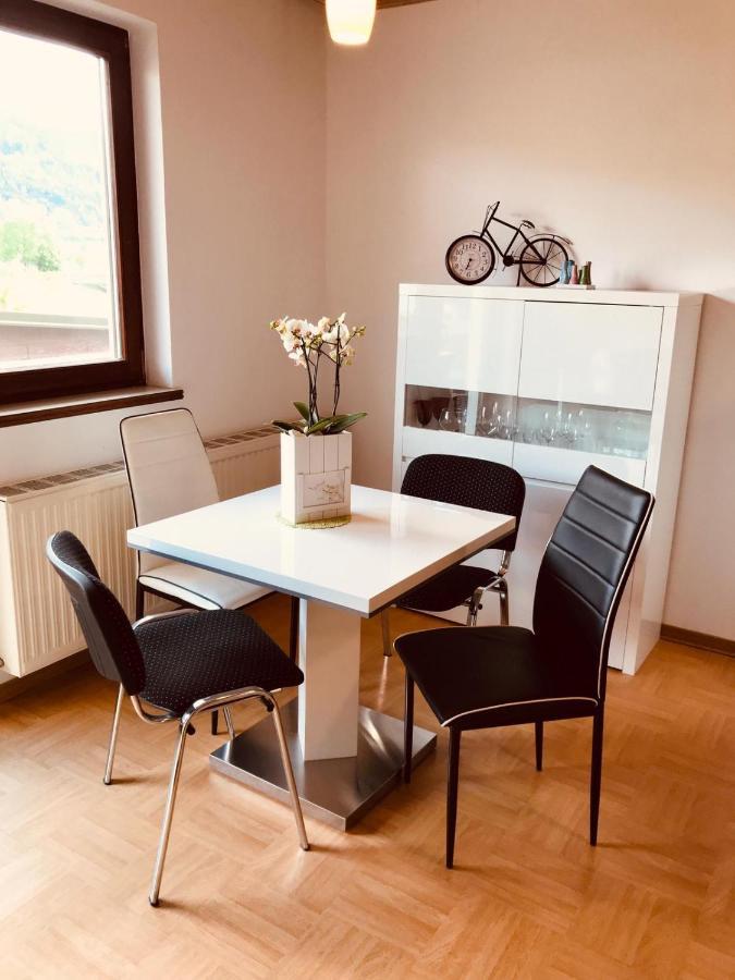 Ferienwohnung Resi Mit Traumhaftem Seepanorama Steindorf am Ossiacher See Ngoại thất bức ảnh